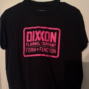 DIXXON Cropped Black Tee with Vibrant Pink Graphic